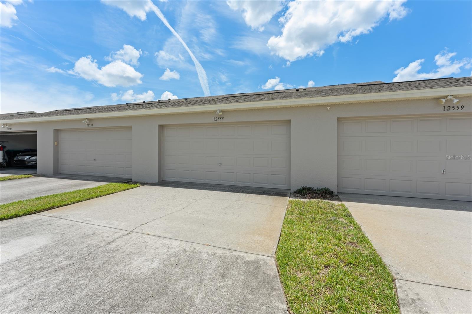LAKES OF WINDERMERE - LAKE REAMS TOWNHOMES - Residential
