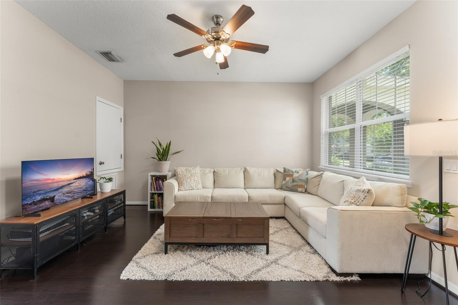 LAKES OF WINDERMERE - LAKE REAMS TOWNHOMES - Residential