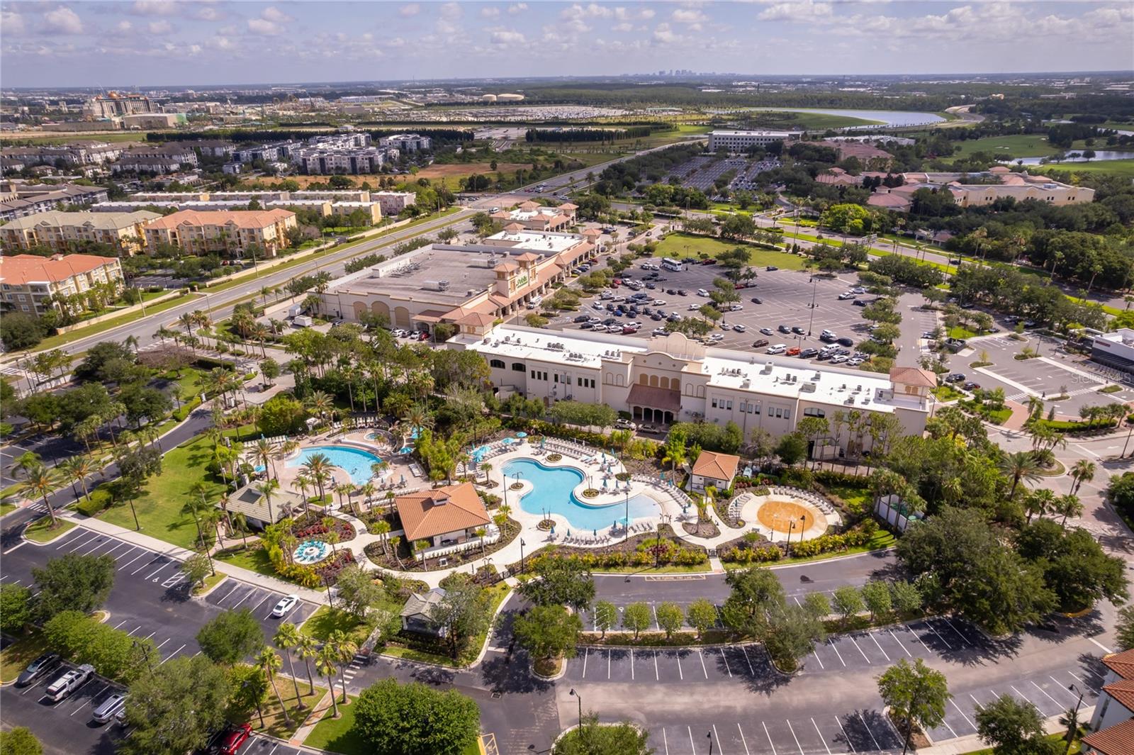 ISLES/CAY COMMONS - Residential