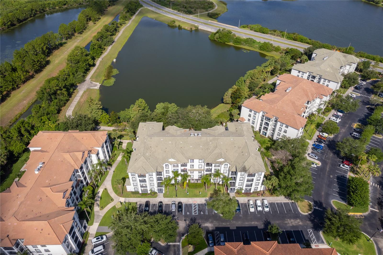 ISLES/CAY COMMONS - Residential