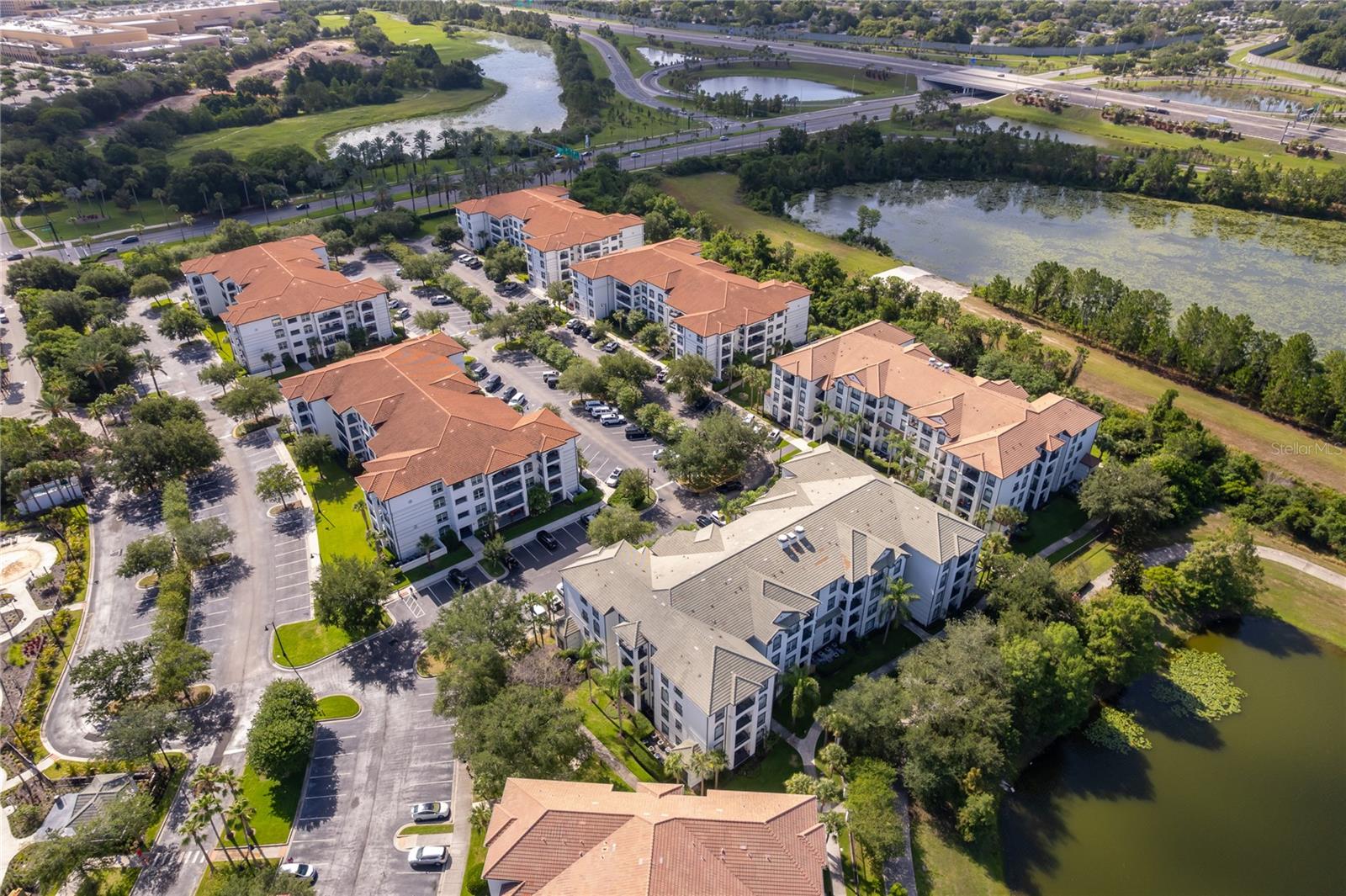 ISLES/CAY COMMONS - Residential