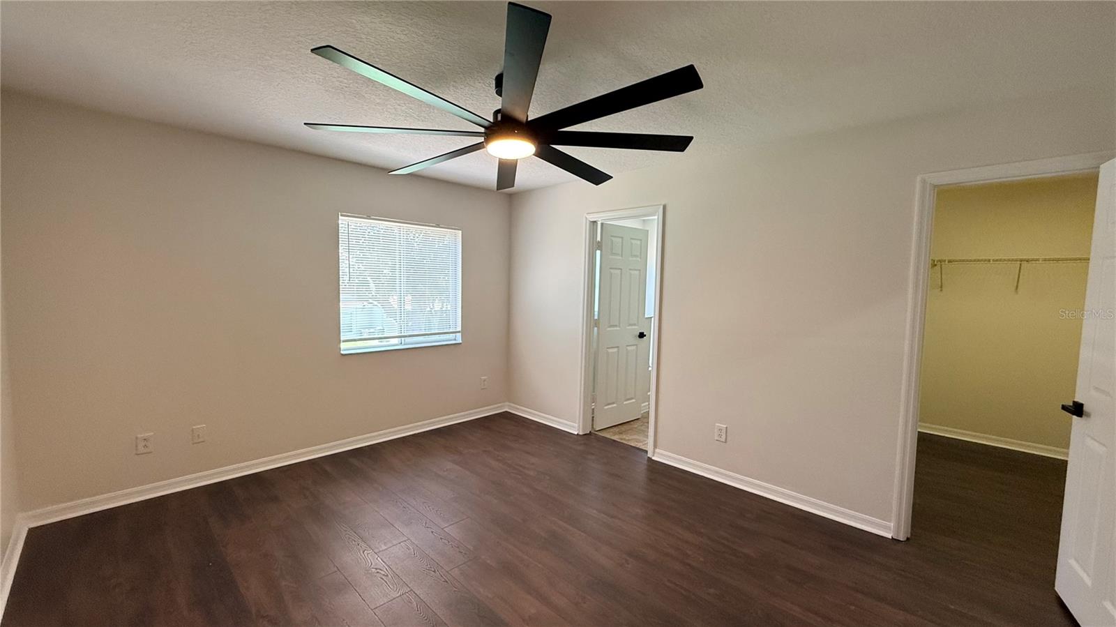 AMBER POINTE UNIT 2 - Residential Lease