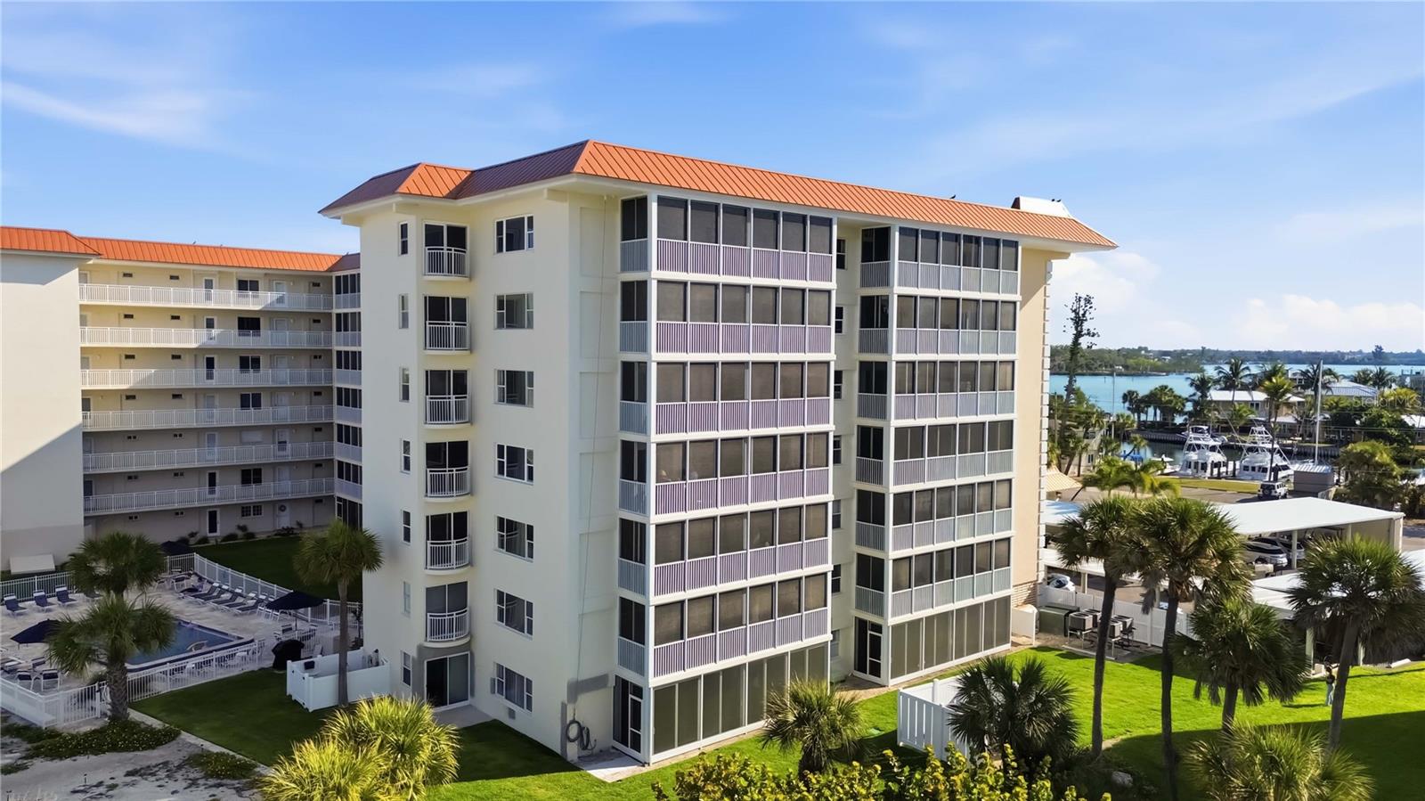 TOWERS - Residential