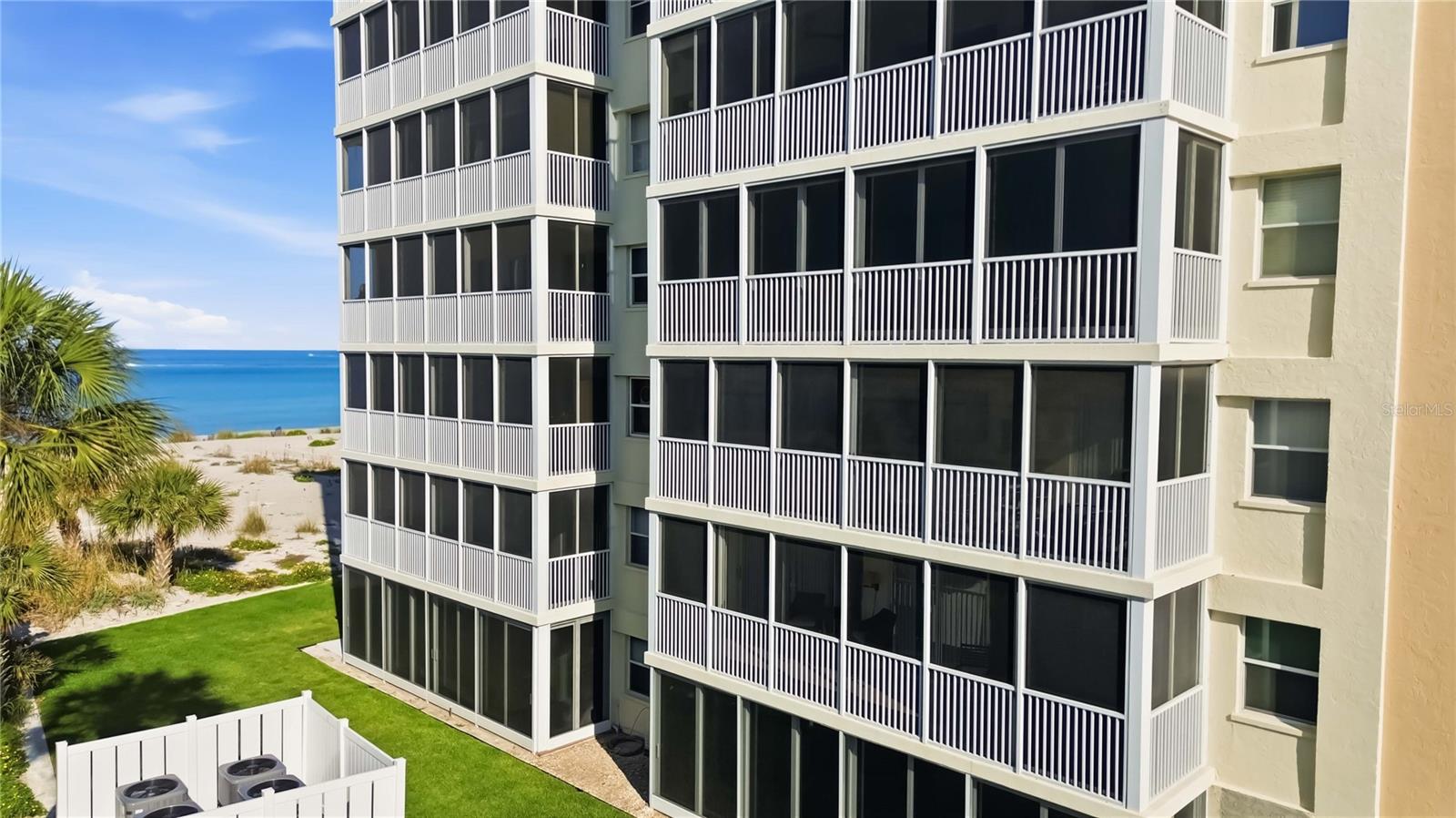 TOWERS - Residential