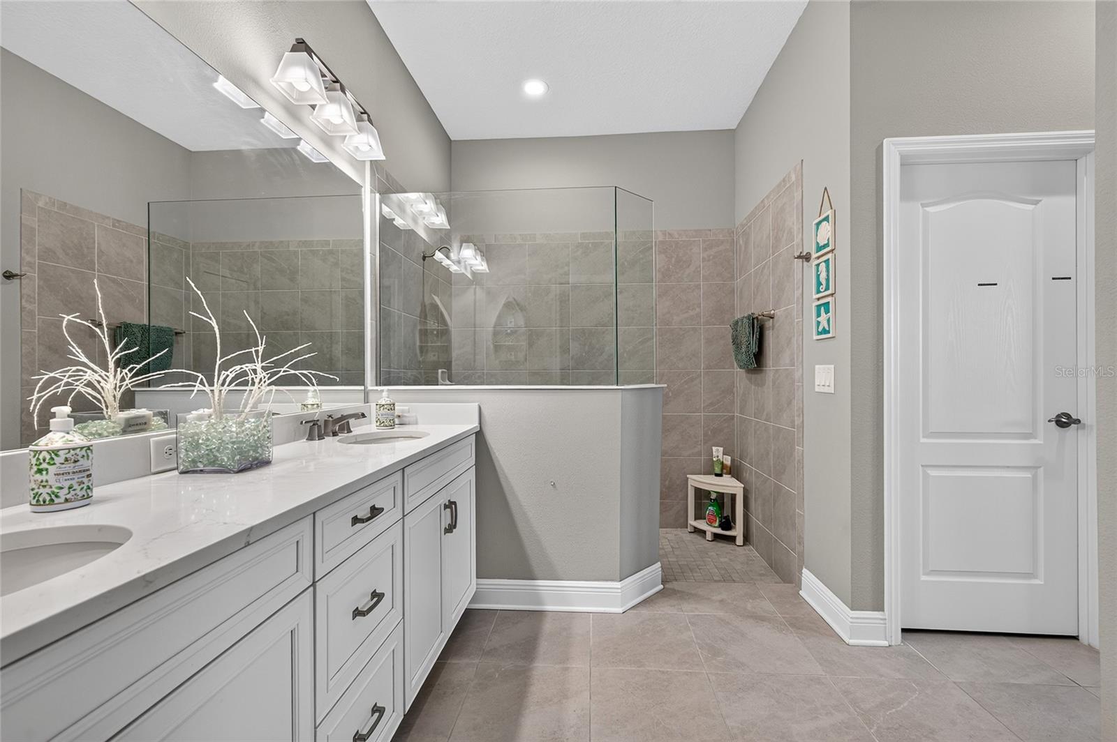 KINGS GATE PH 8 - Residential
