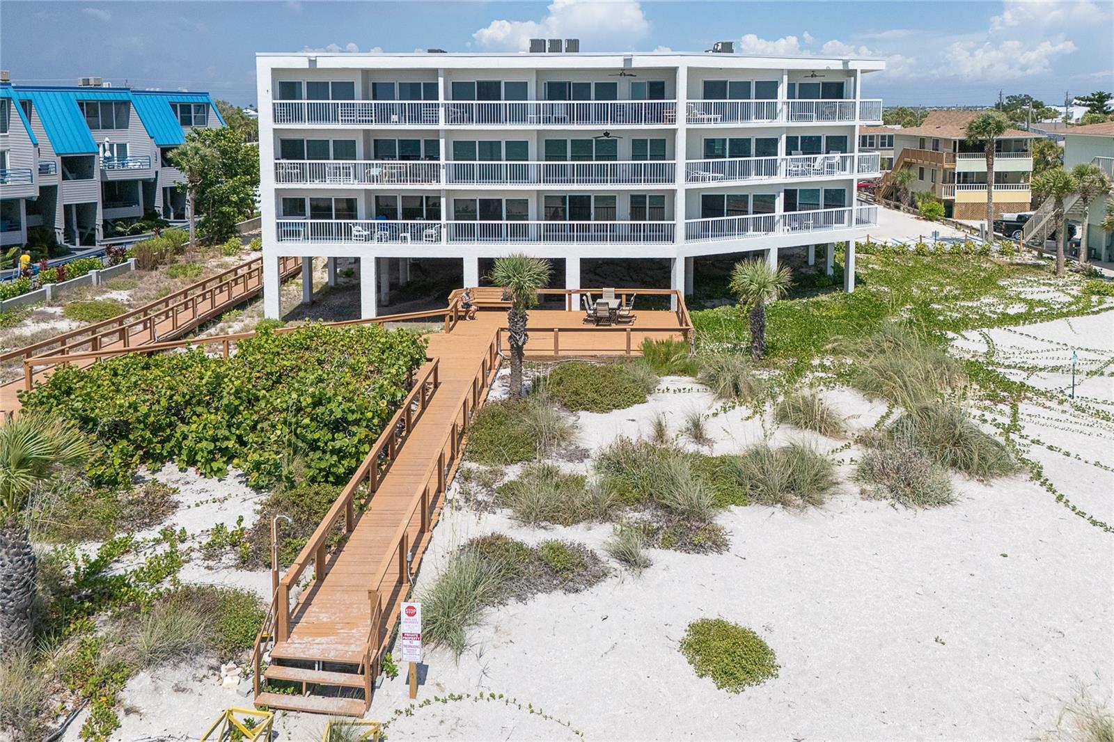SURF CLUB ON GULF - Residential