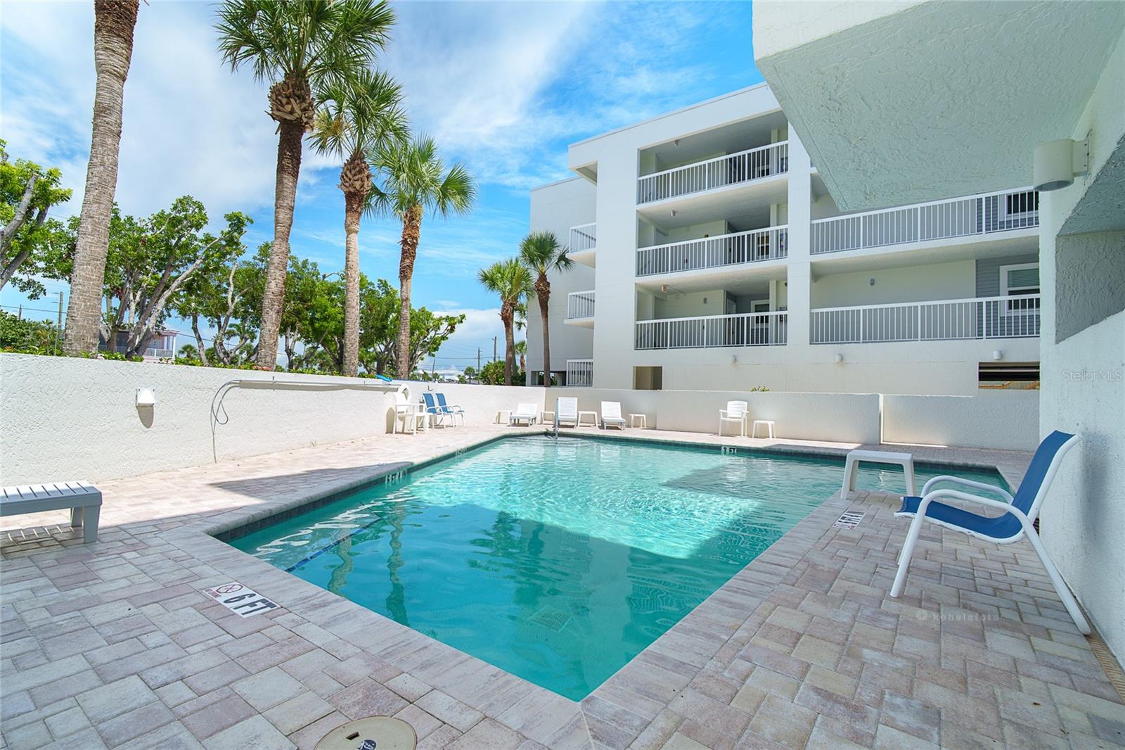 SURF CLUB ON GULF - Residential