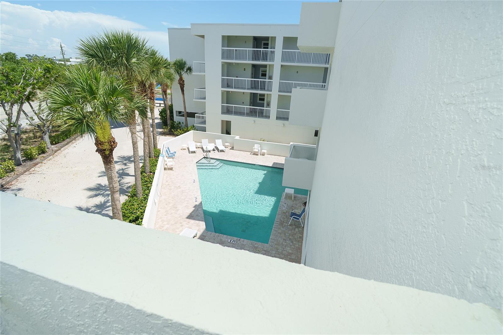 SURF CLUB ON GULF - Residential