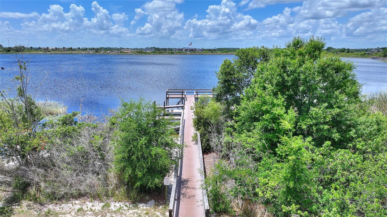 CALABAY PARC AT TOWER LAKE - Residential