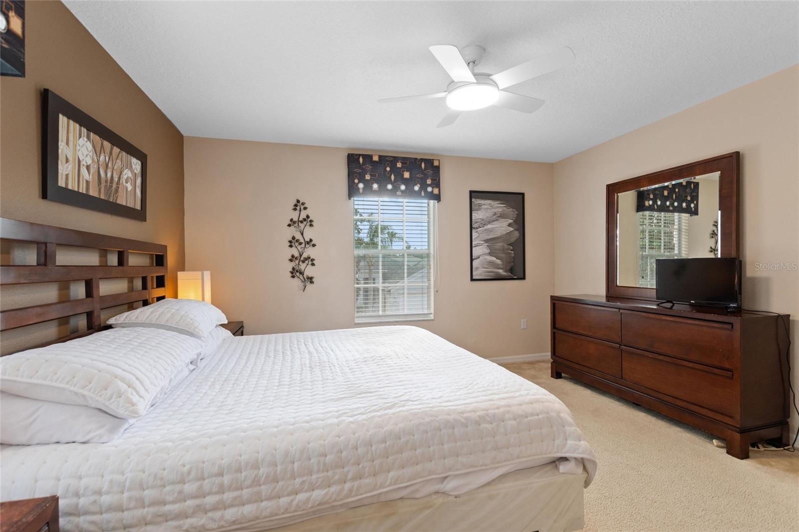 CALABAY PARC AT TOWER LAKE - Residential