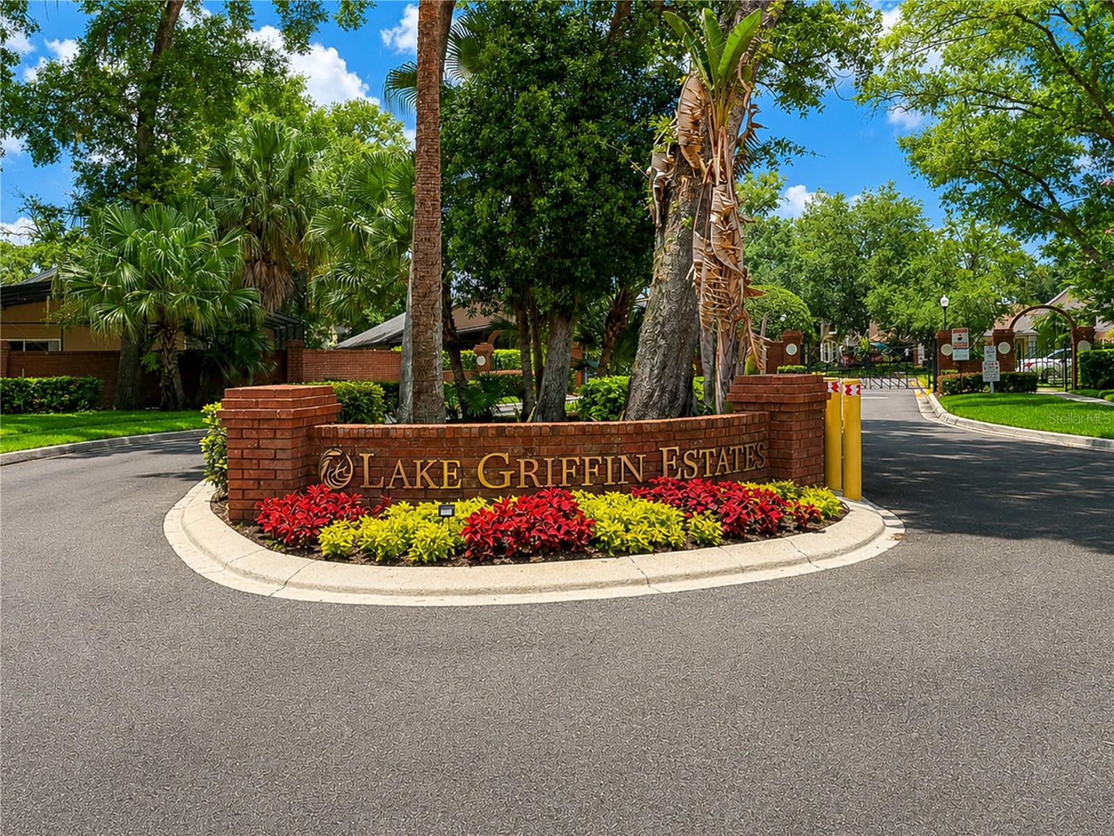 LAKE GRIFFIN ESTATES - Residential