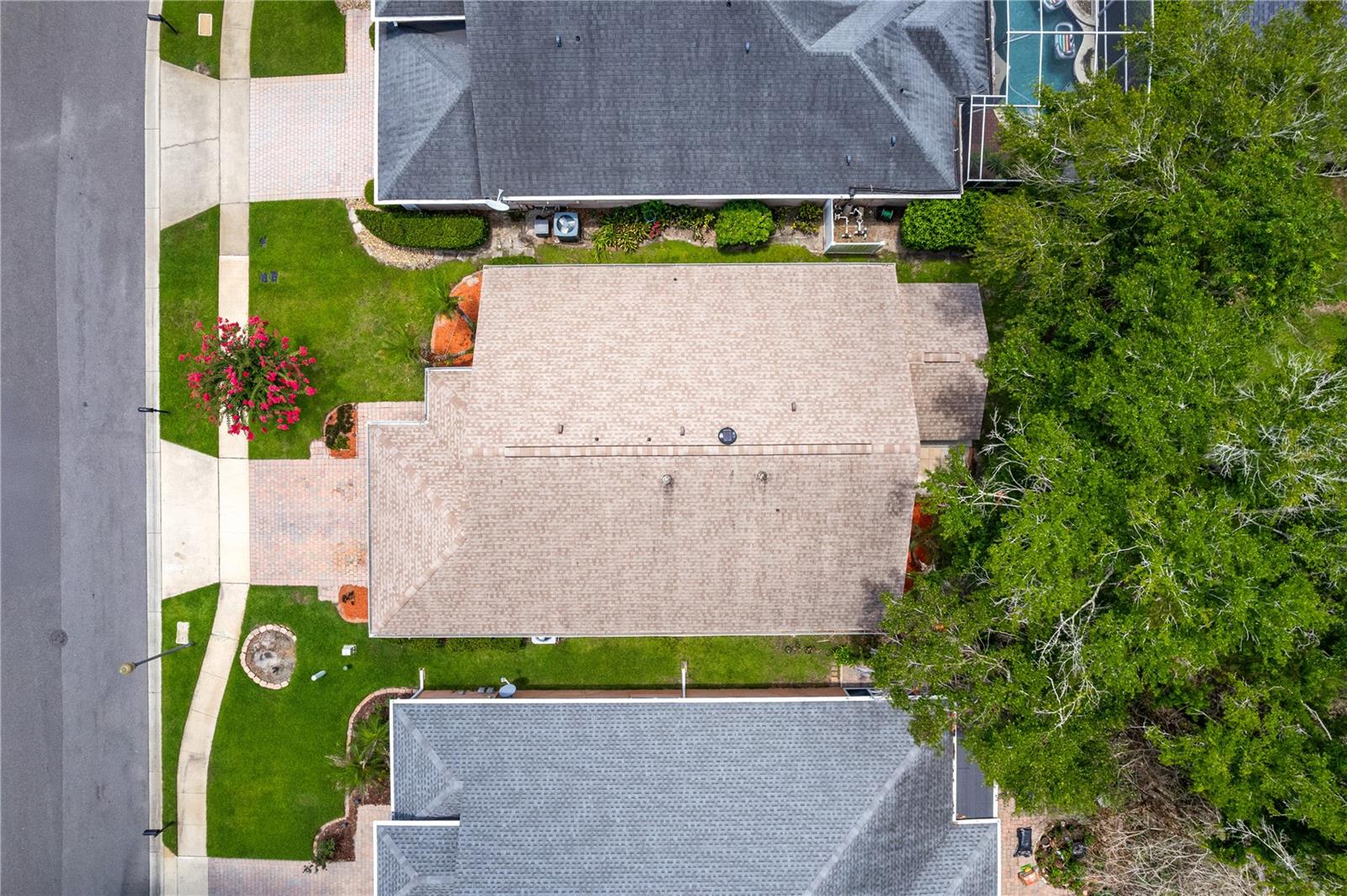 LAKE GRIFFIN ESTATES - Residential