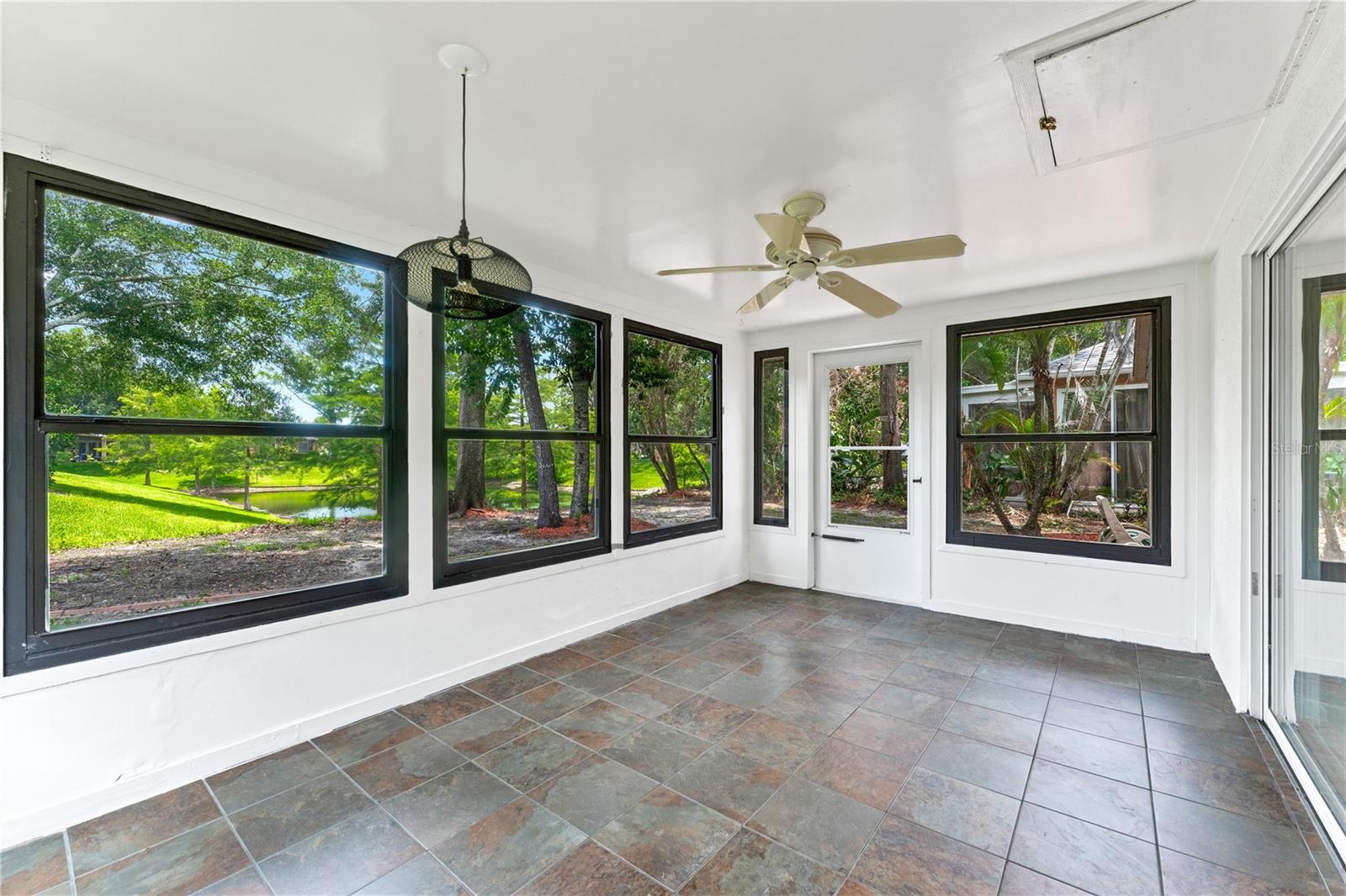 LAKE GRIFFIN ESTATES - Residential