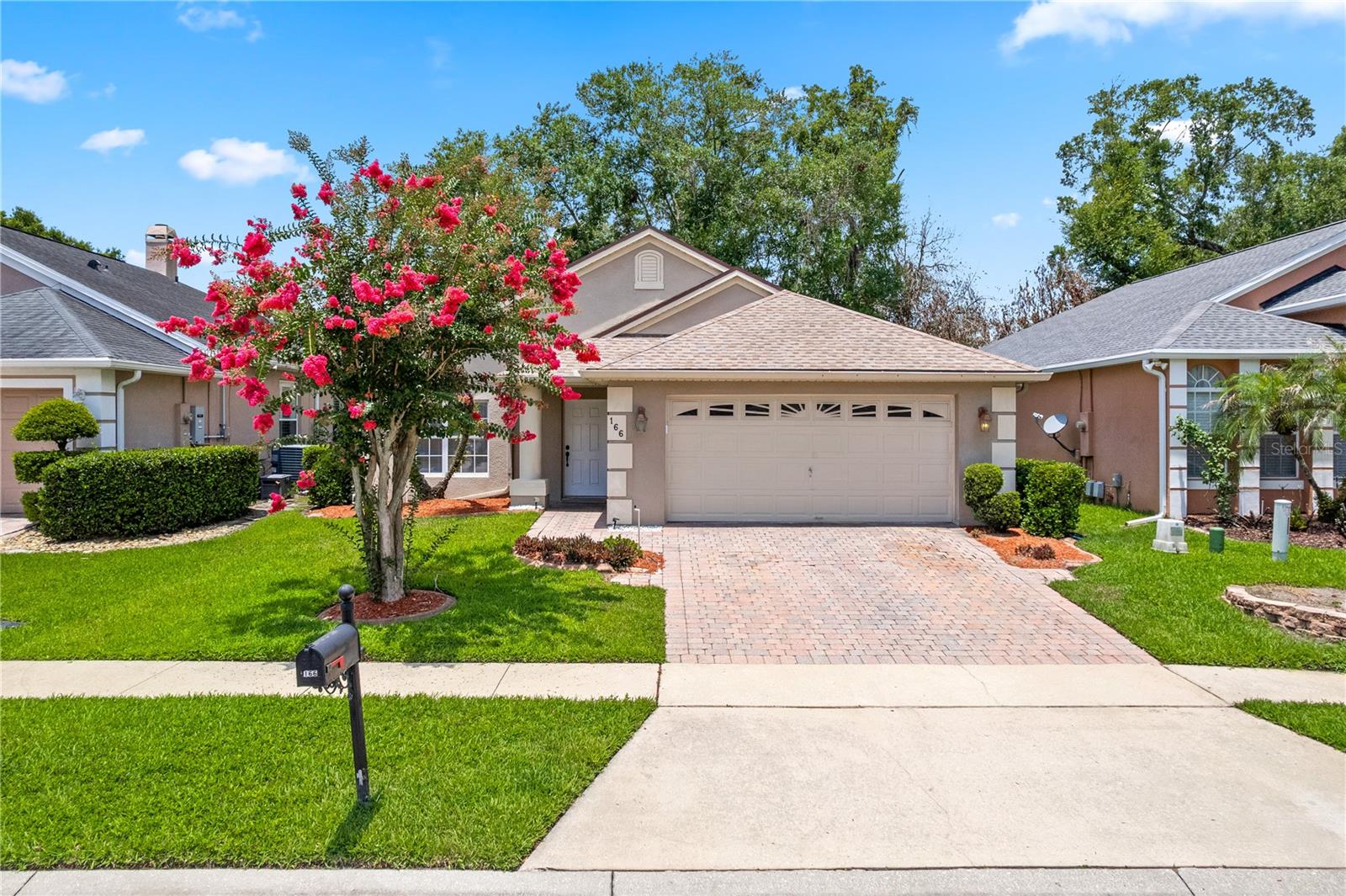 LAKE GRIFFIN ESTATES - Residential