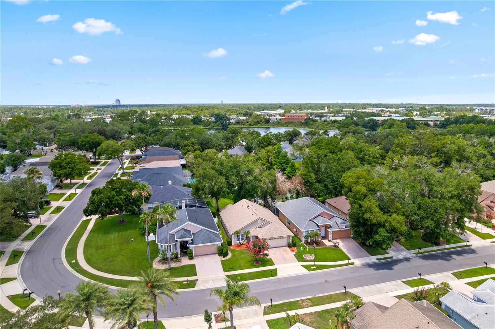 LAKE GRIFFIN ESTATES - Residential