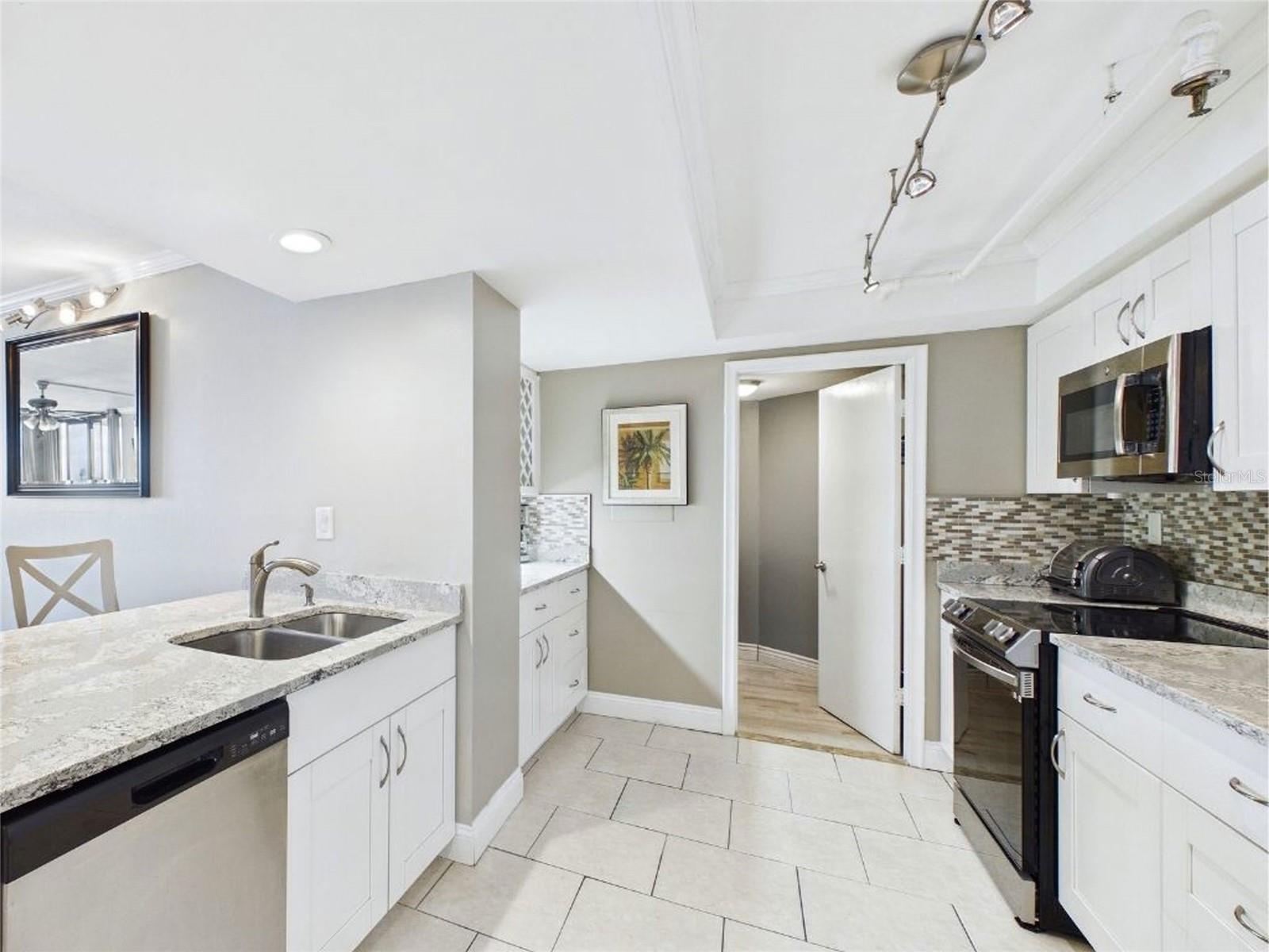 PALMA DEL MAR V - Residential Lease