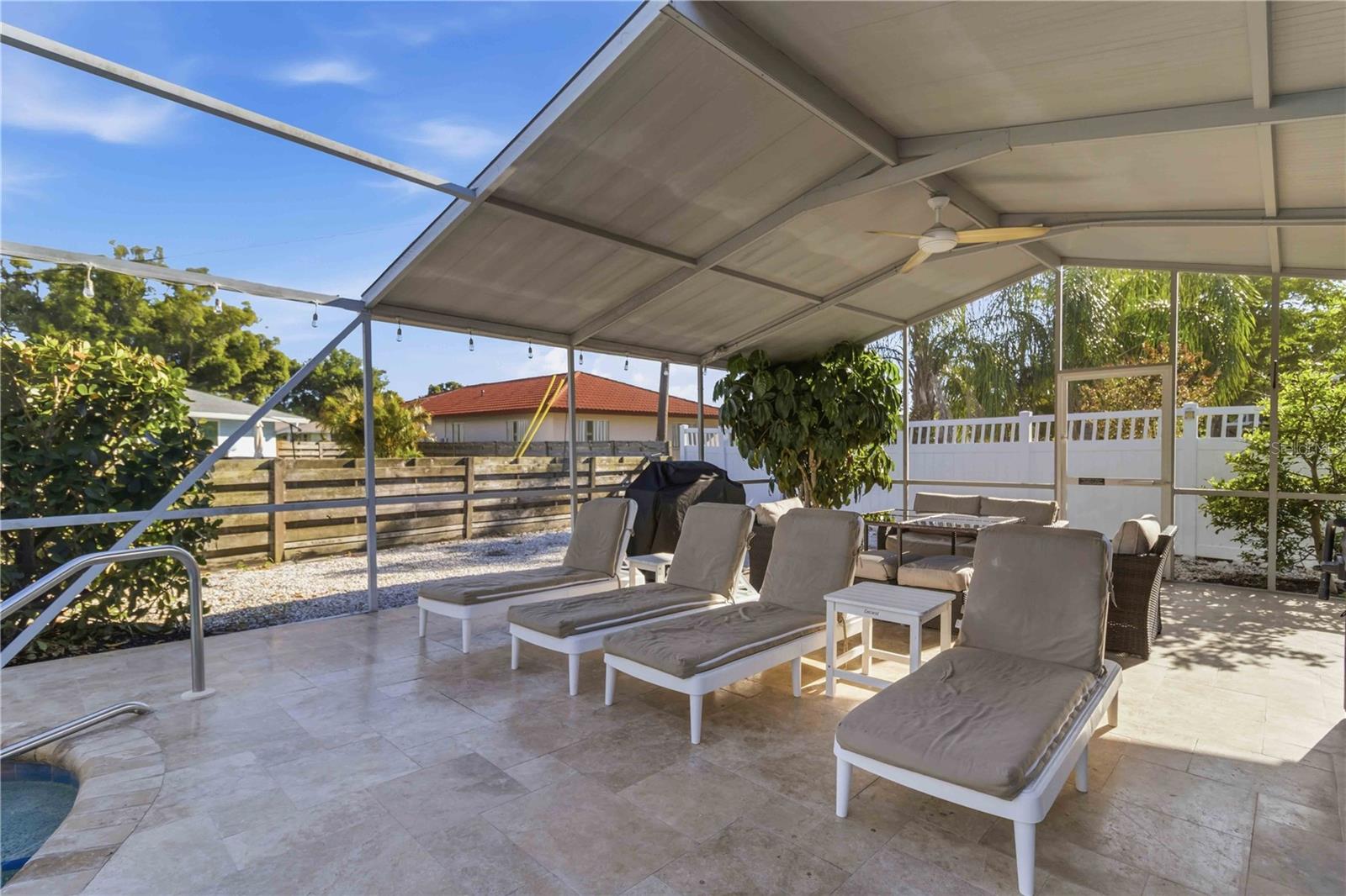 GULF GATE - Residential