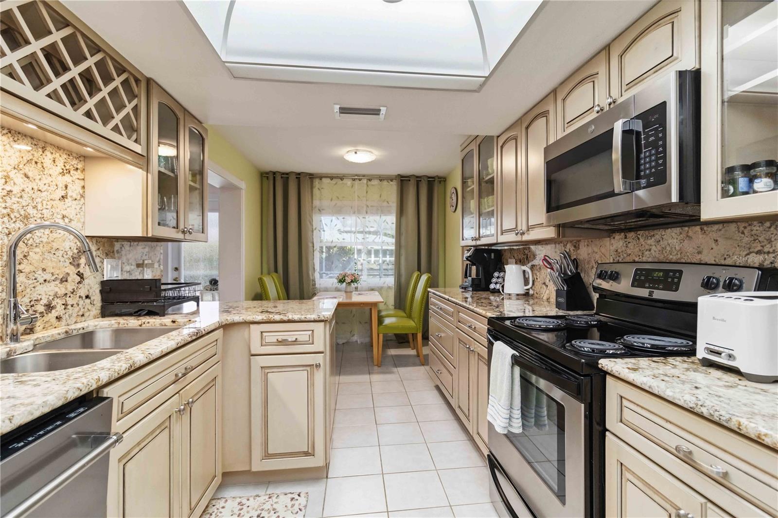 GULF GATE - Residential