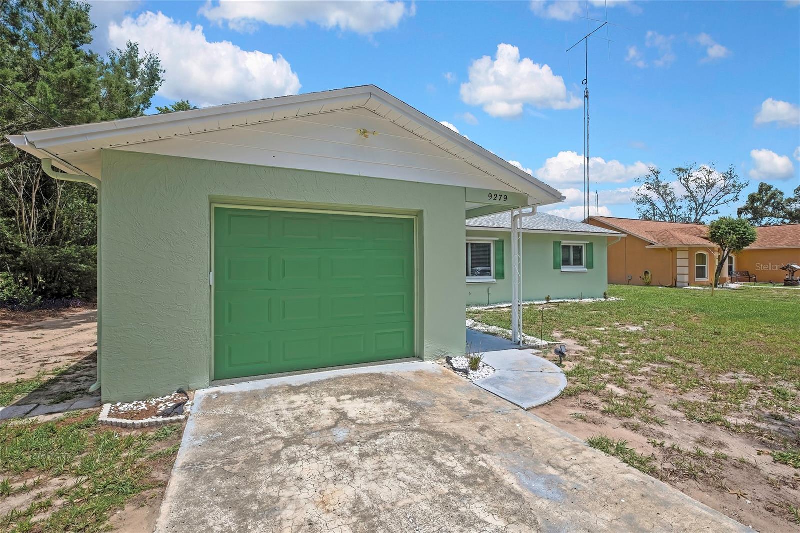 SPRING HILL - Residential