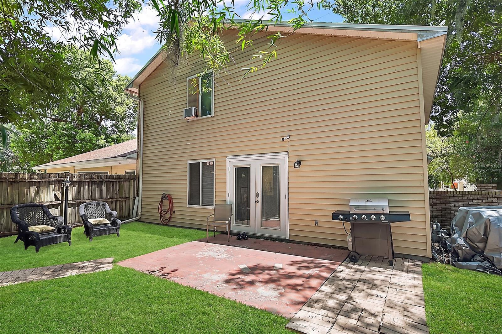 ACREAGE & UNREC - Residential