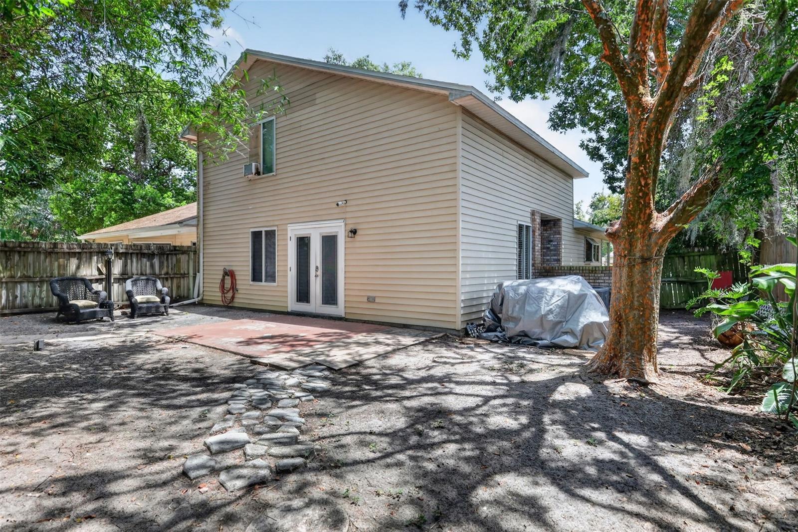 ACREAGE & UNREC - Residential