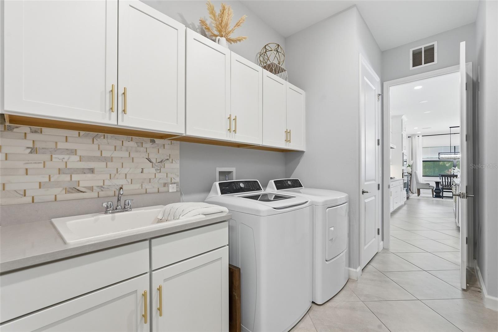 LORRAINE LAKES PH I - Residential