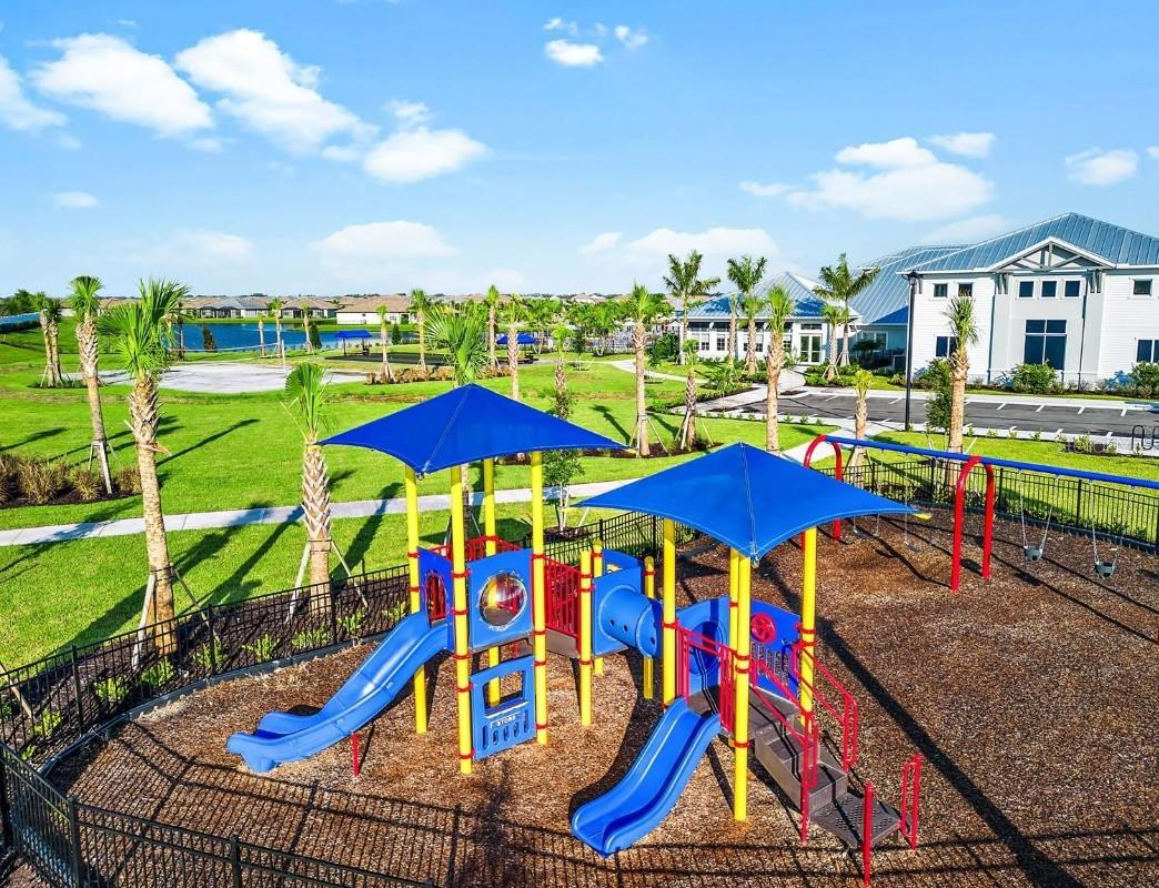 LORRAINE LAKES PH I - Residential