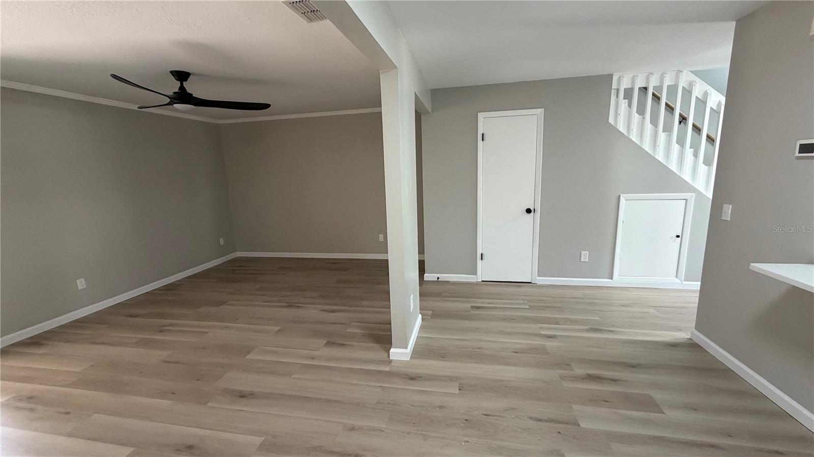 VILLAGE GROVE PH 01 - Residential