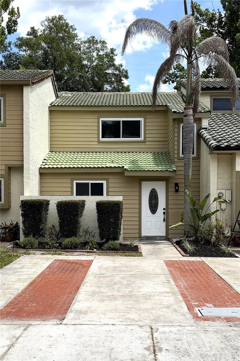VILLAGE GROVE PH 01 - Residential