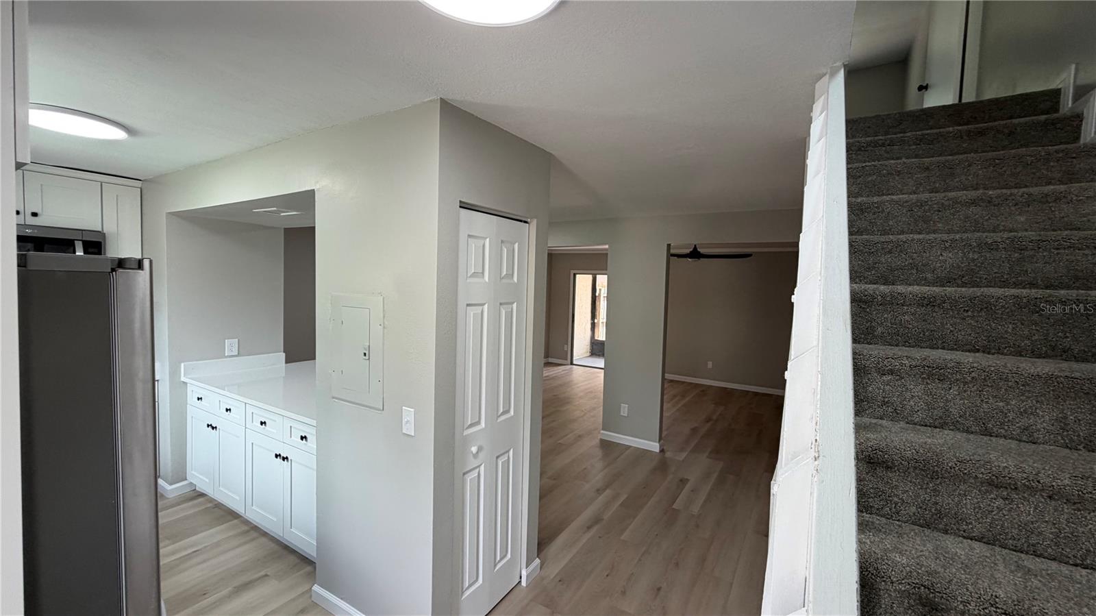 VILLAGE GROVE PH 01 - Residential