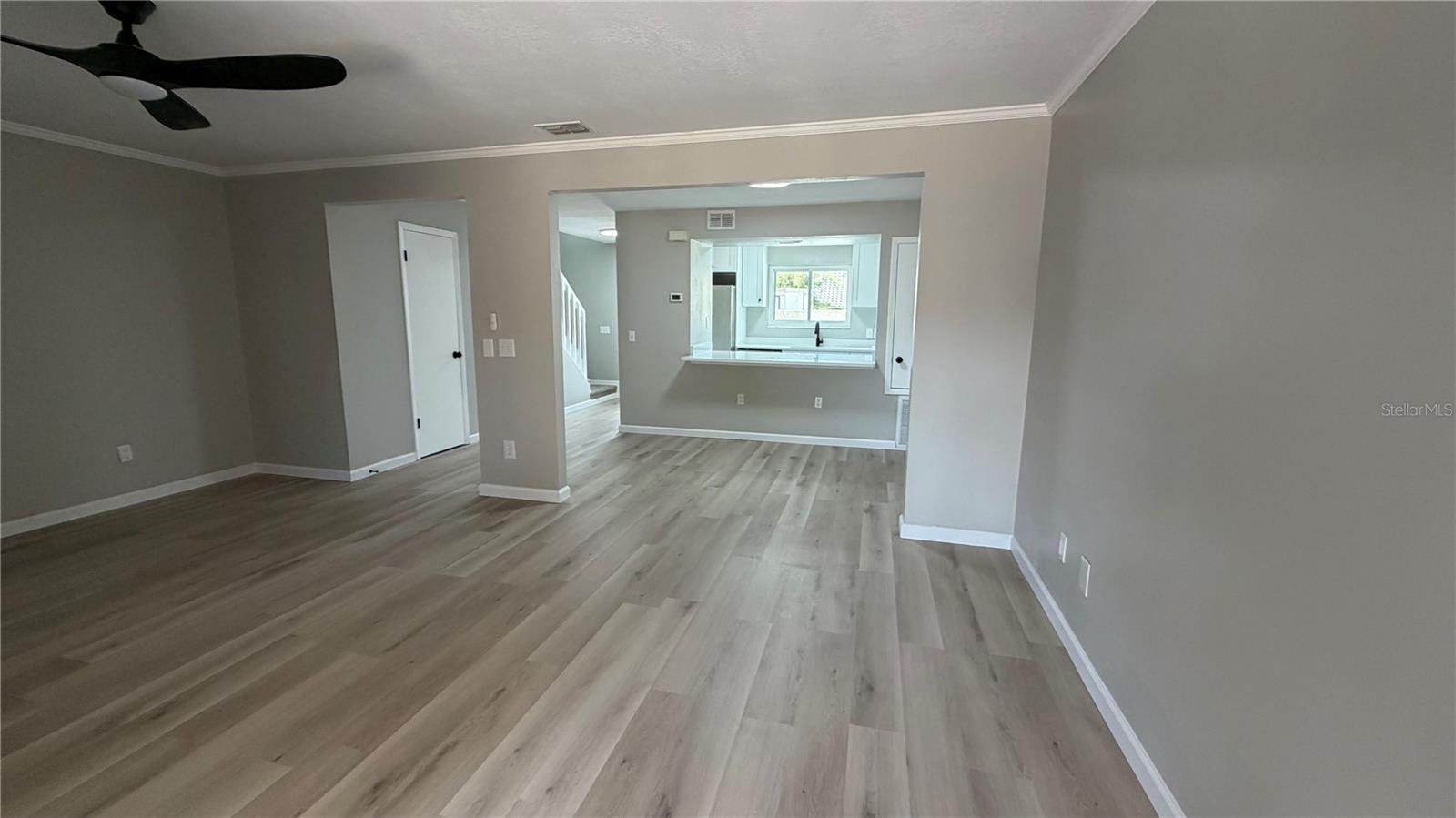 VILLAGE GROVE PH 01 - Residential