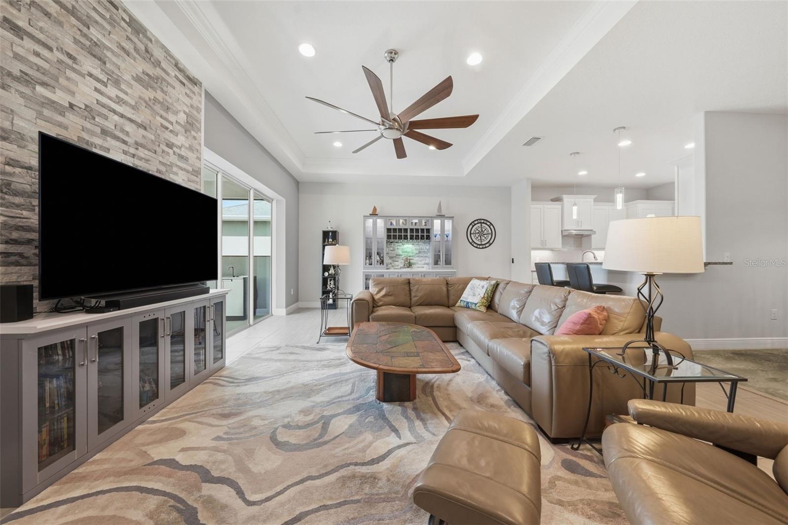 LAKES OF MOUNT DORA - Residential