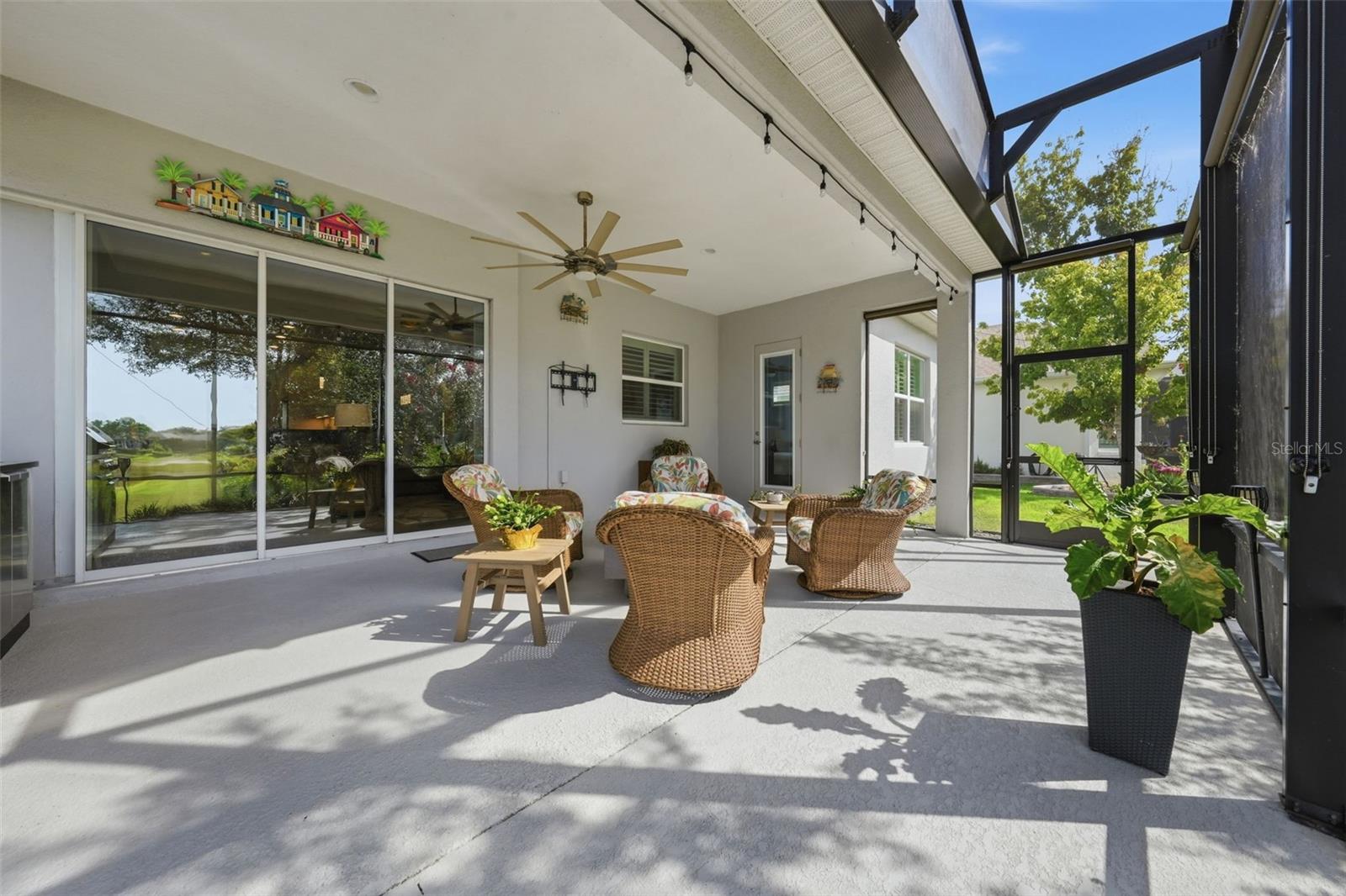 LAKES OF MOUNT DORA - Residential