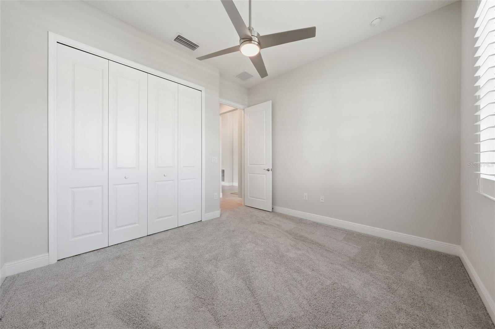 LAKES OF MOUNT DORA - Residential
