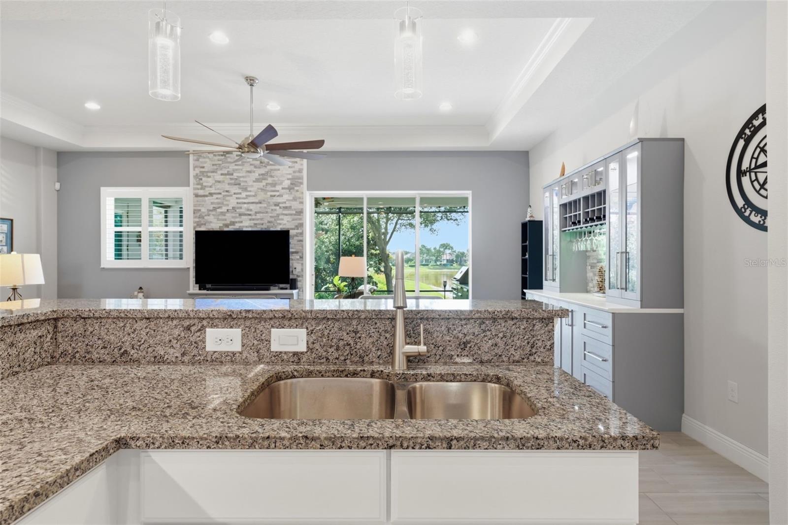 LAKES OF MOUNT DORA - Residential