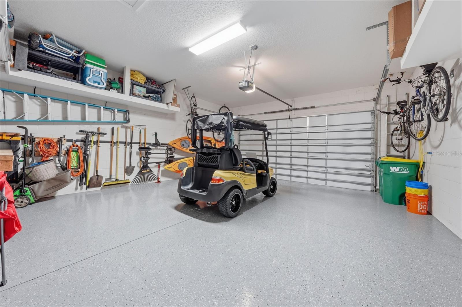 LAKES OF MOUNT DORA - Residential