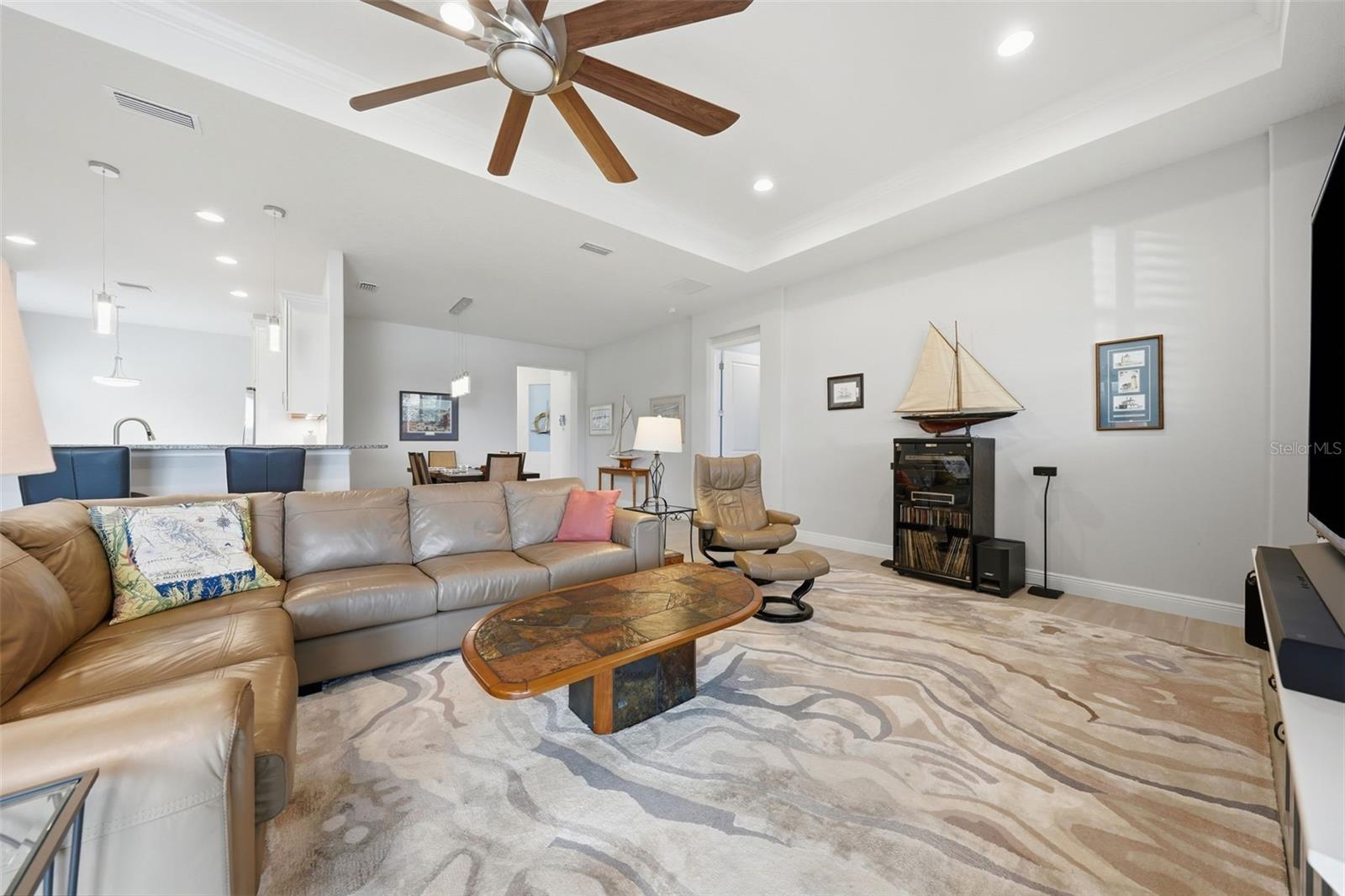 LAKES OF MOUNT DORA - Residential