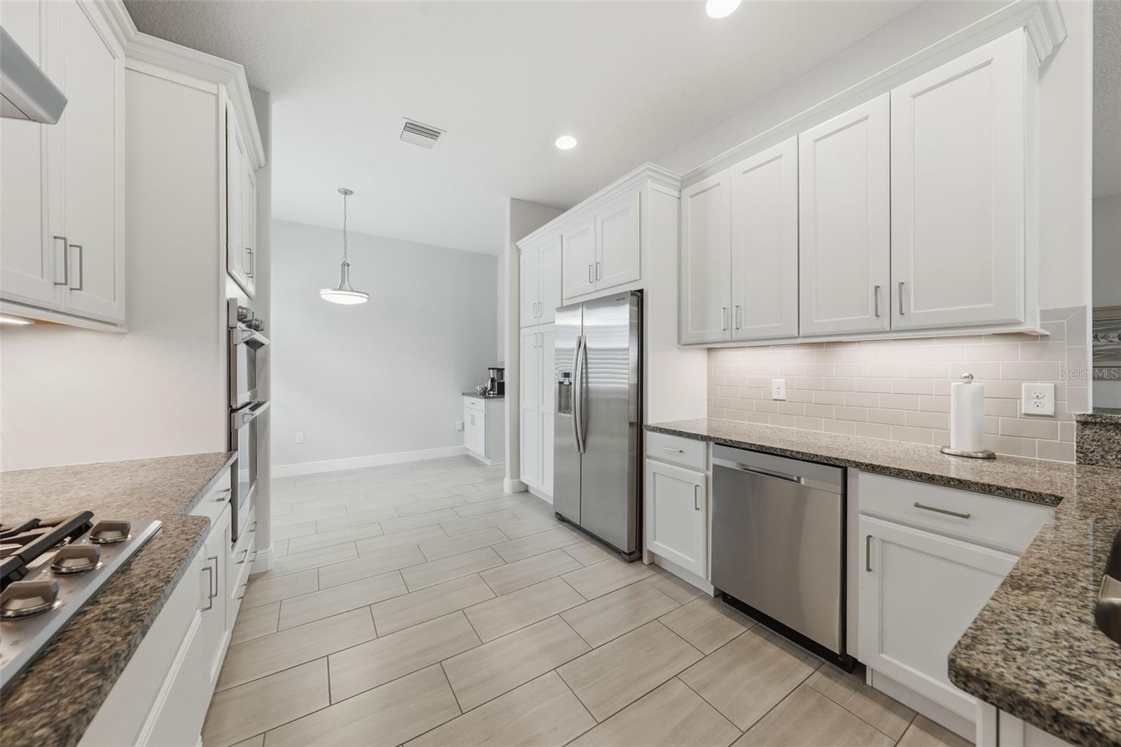 LAKES OF MOUNT DORA - Residential