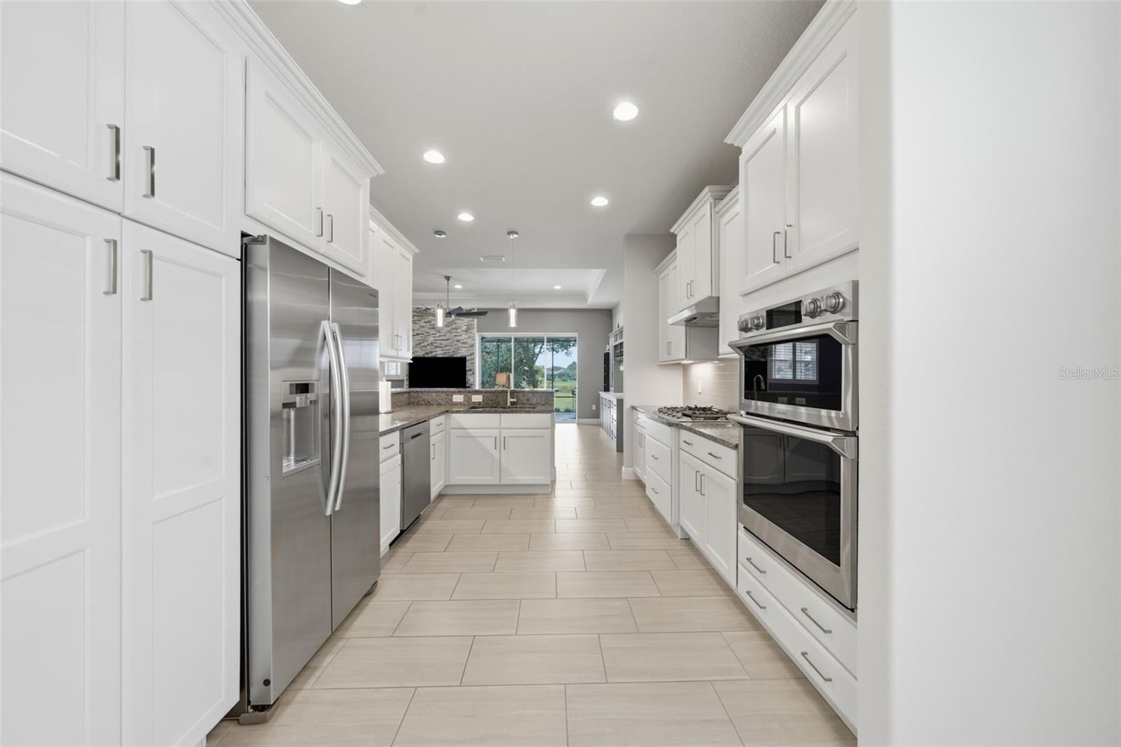 LAKES OF MOUNT DORA - Residential