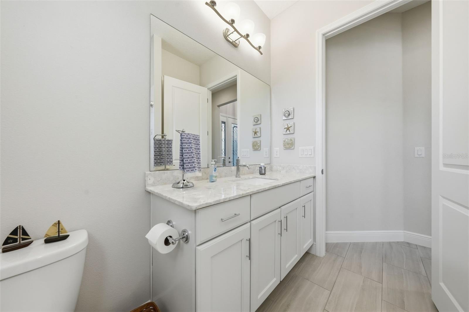 LAKES OF MOUNT DORA - Residential