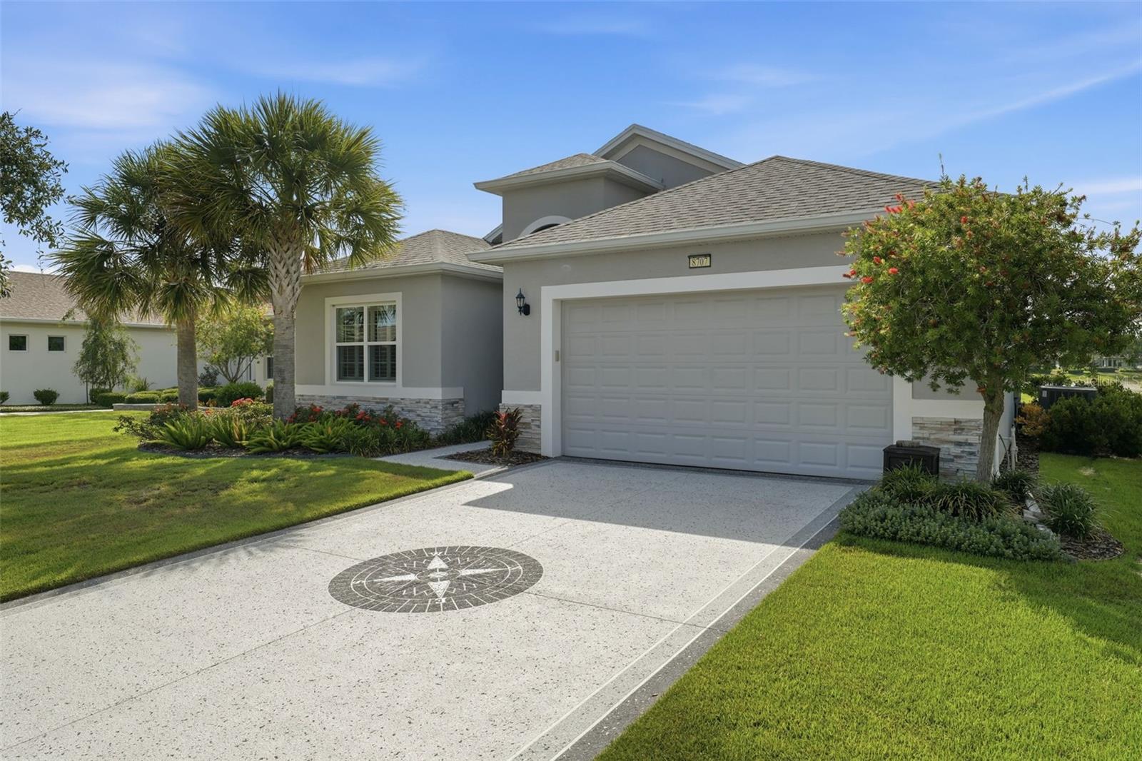 LAKES OF MOUNT DORA - Residential