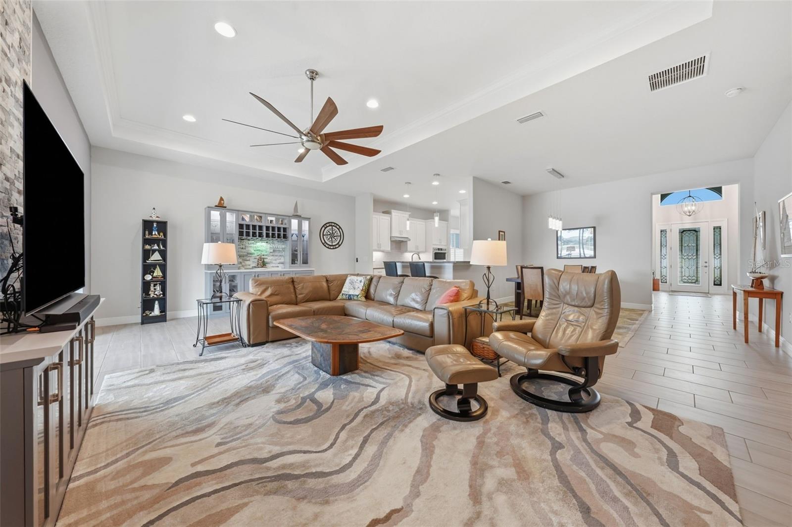 LAKES OF MOUNT DORA - Residential