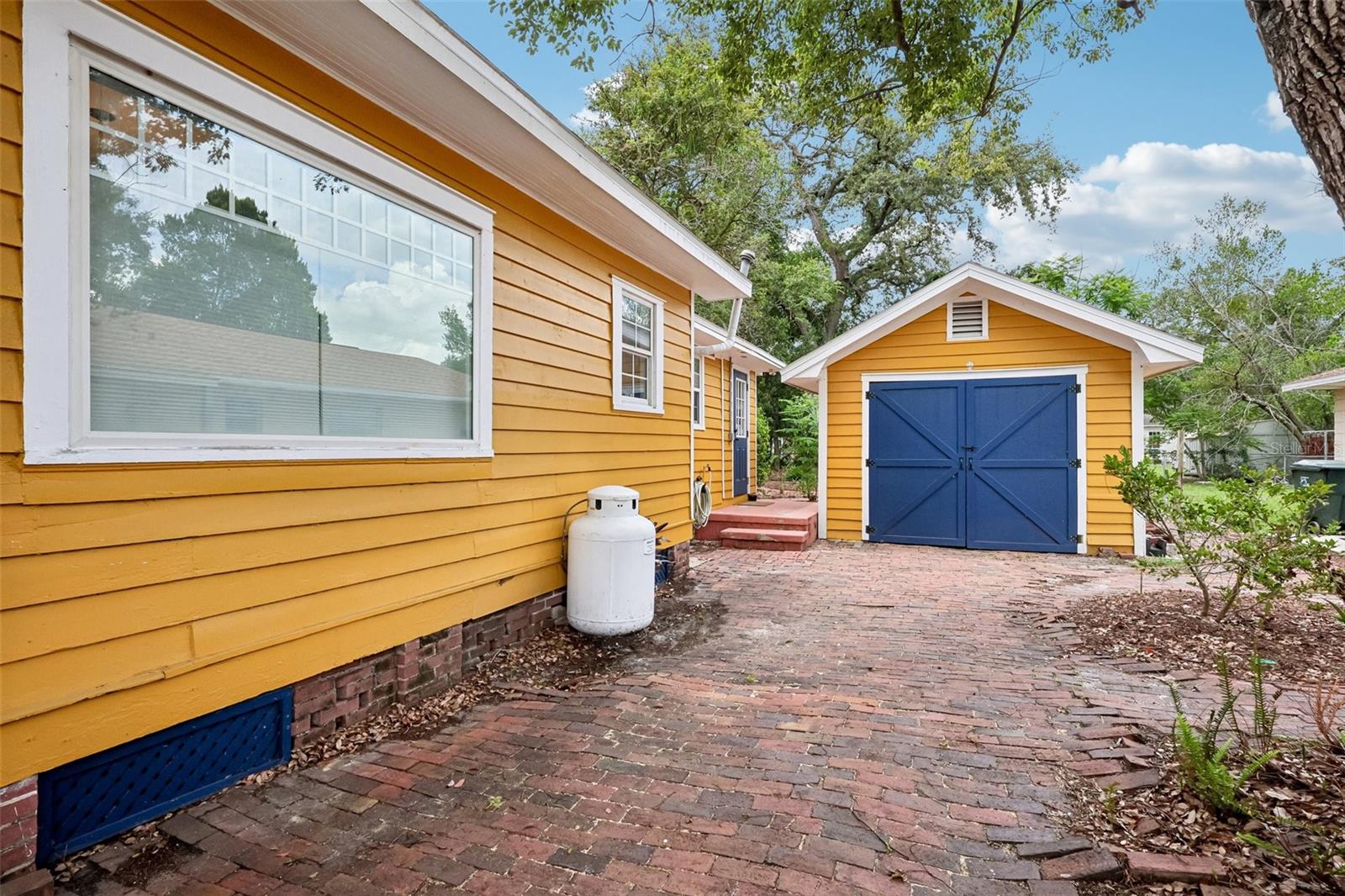 BURNETTS JAS W ADD - Residential