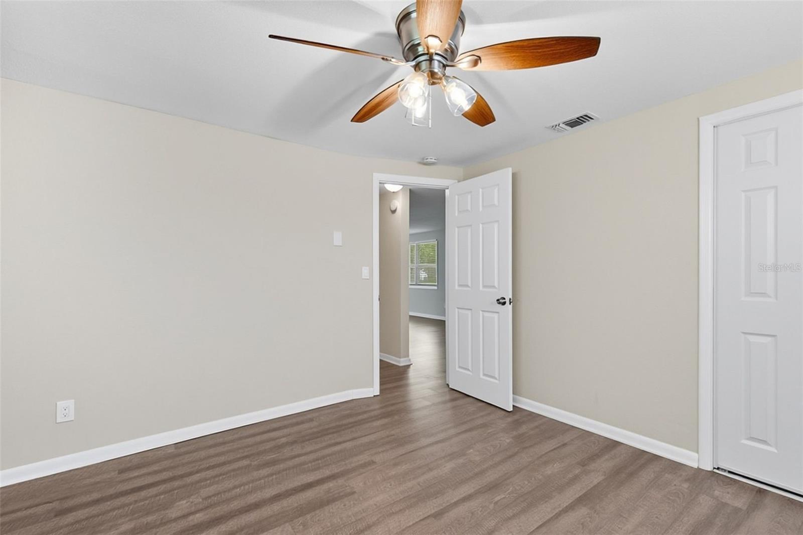 BEACON HILLS - Residential