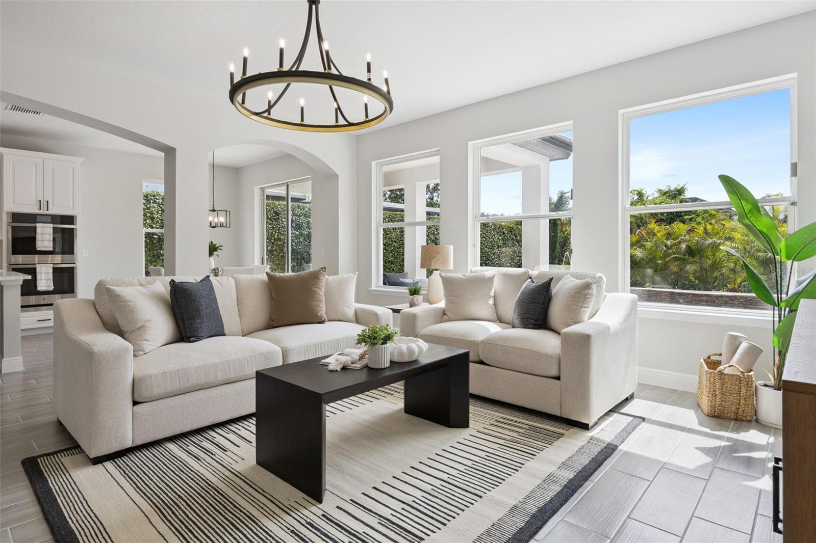 LAKE ROBERTS LNDG E - Residential