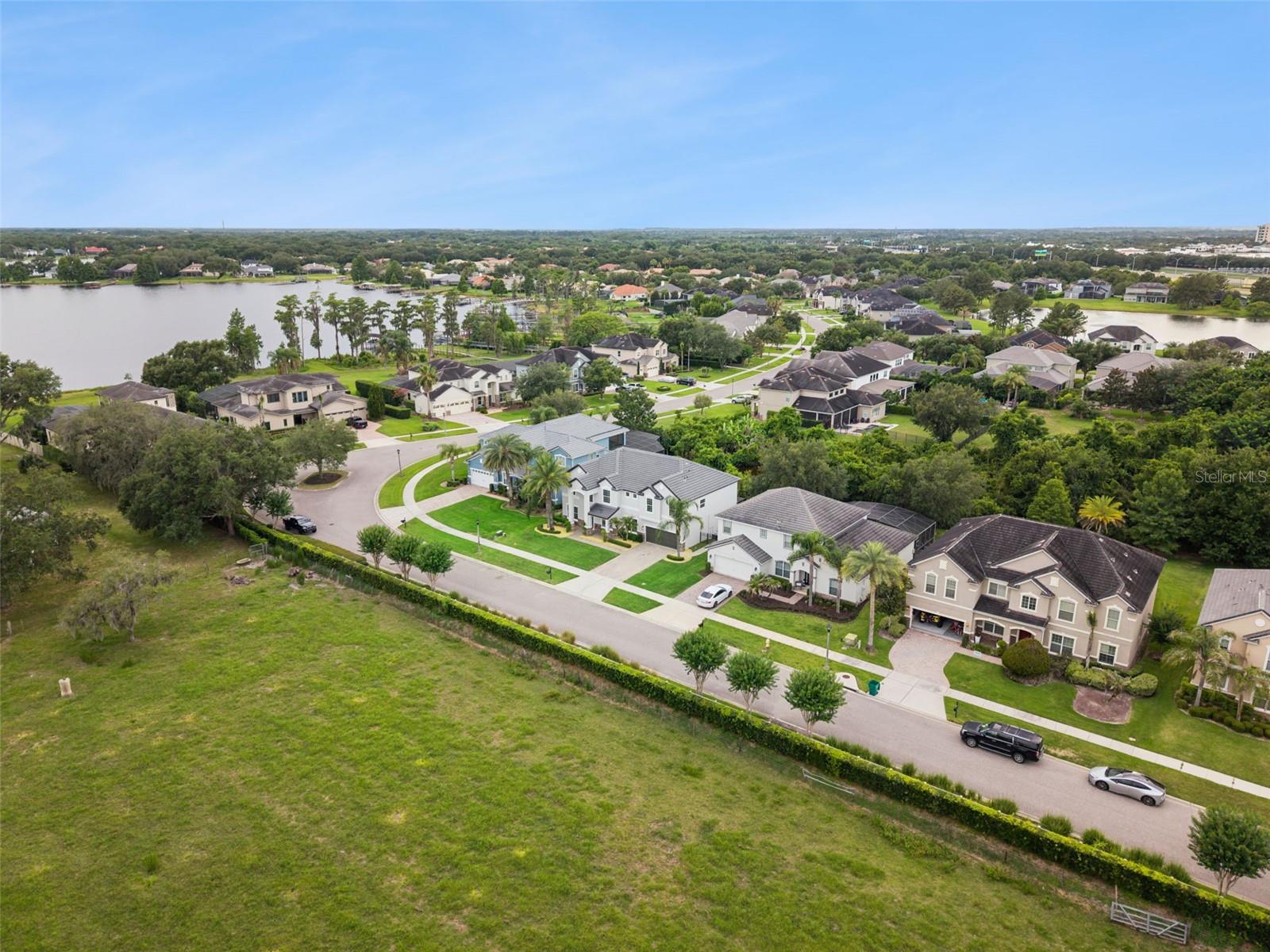 LAKE ROBERTS LNDG E - Residential