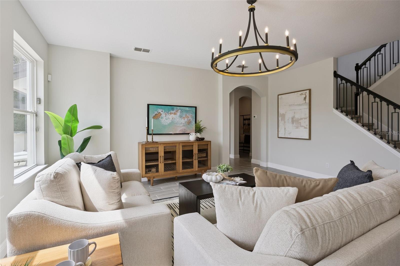LAKE ROBERTS LNDG E - Residential