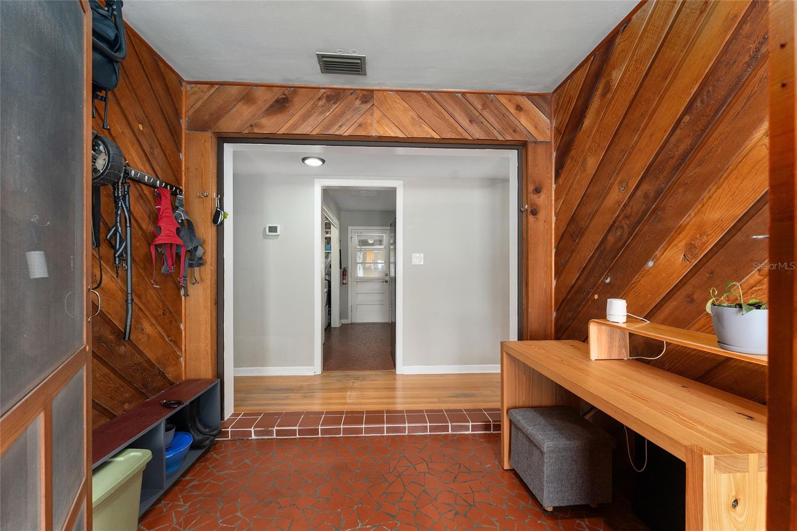 ANGLEWOOD REP - Residential