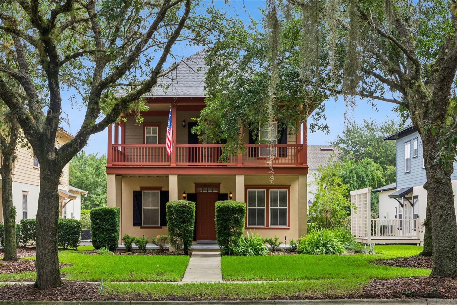 CELEBRATION ROSEVILLE CORNER - Residential