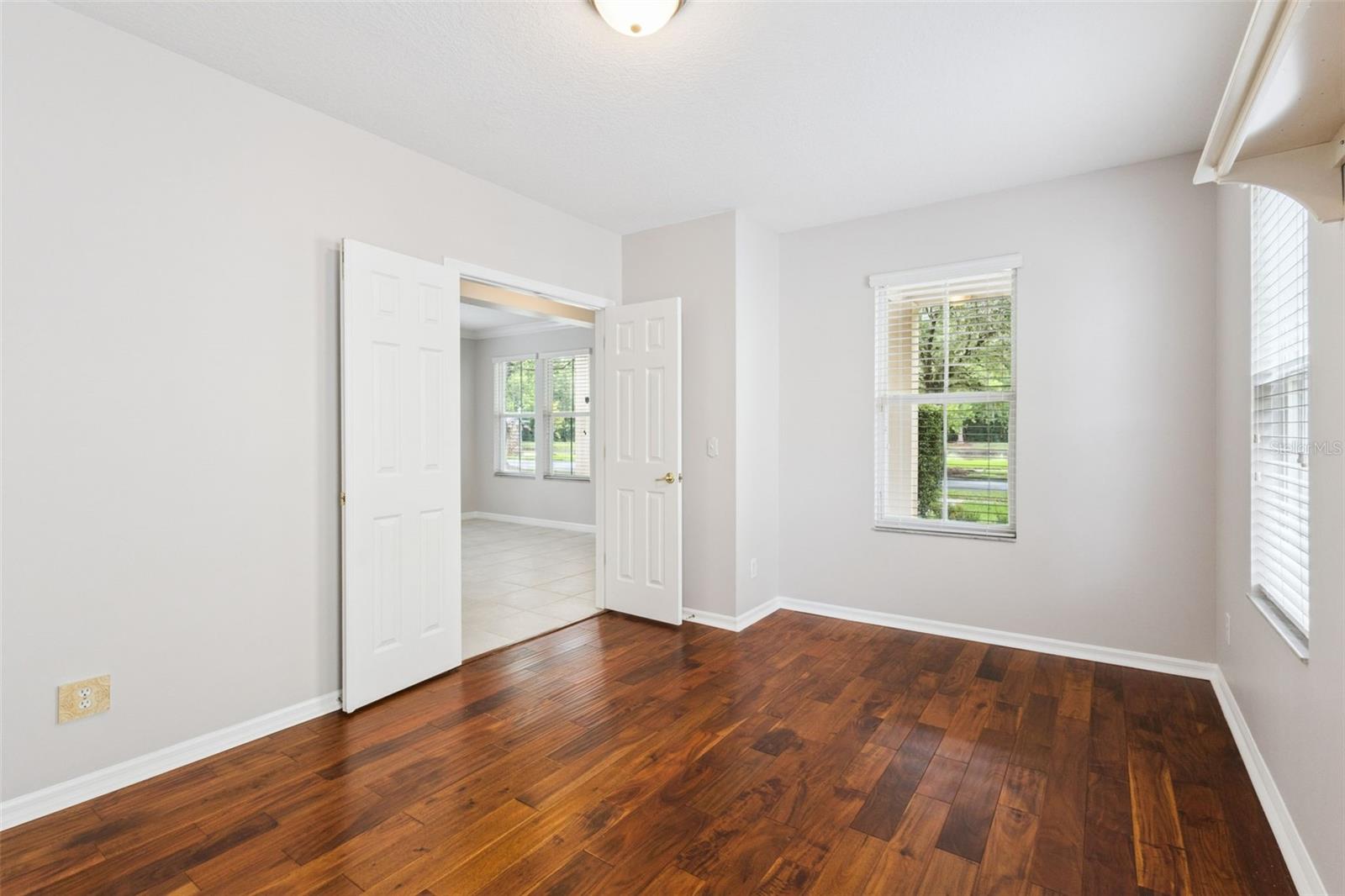CELEBRATION ROSEVILLE CORNER - Residential